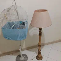 قفس پرنده با پایه با همه ی لوازم