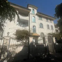 ۹۵ متر /۲۰۶ ورودی / رو به آفتاب