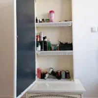 اینه قدی و میز ارایش