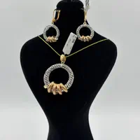 نیم ست طلا لاو