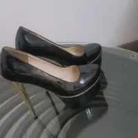 کتونی فوتسال وفوتبال وداحتی