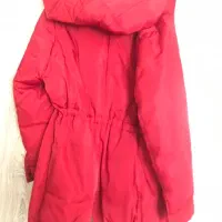 کاپشن قرمز رنگ پرقو کار خارجی قیمت فقط ۲میلیون|لباس|گلبهار, شهر جدید گلبهار|دیوار