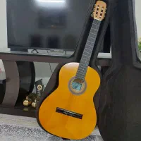 گیتار یاماها C 80