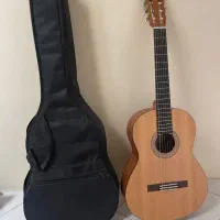 گیتار یاماها c40