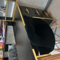 میز ناخون سه کشو بدون صندلی