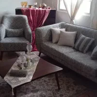 مبل نیم ست با میز عسلی