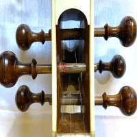 تار داوود|سازهای سنتی|قزوین, |دیوار