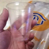 لیوان یکبار مصرف