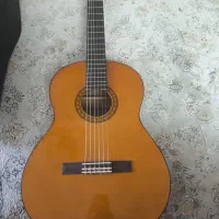 گیتار یاماها cs40