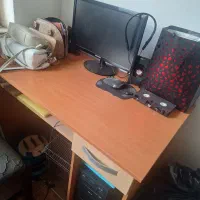 میز کامپیوتر