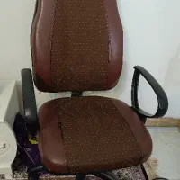 صندلی چرخدار و جک دار