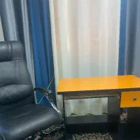 صندلی مدیریتی و میز