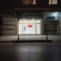 اجاره مغازه بر طالقانی دقیقا چهار راه مهدیه|اجارهٔ مغازه و غرفه|قروه, |دیوار