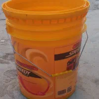 سطل پلاستیکی