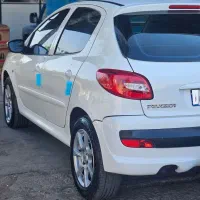 پژو 207