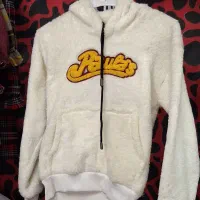 به خاطر جمع کردن مغازه همه زیر قیمت به فروش میرسد