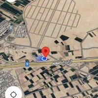 زمین اتوبان معلم ازشاهین شهربه اصفهان برای رستوران