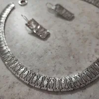 مقداری طلا در حد خیلی نو