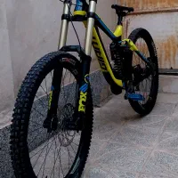 دوچرخه دانهیل برند giant glory 2017