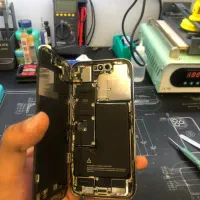 تعمیرکار موبایل  آیفون  Iphone
