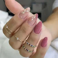 کاشت ناخن و کاشت مژه و کوتاهی و رنگ ولایت