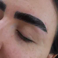 اموزش خدمات لیفت مژه و ابرو