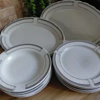 سرویس غذا خوری در حد نو