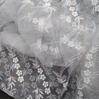 پرده کاملا نو بدون سوختگی و پارگی