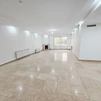 150 متر قلب نیاوران عمار نزدیک پارک ۳ خواب