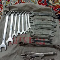تعدادی آچار