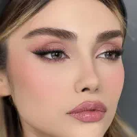 تخفیف میکاپ‌ شینیون جمعی برای انواع مراسم ها