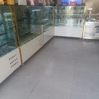 یخچال و ویترین شیرینی فروشی با دکور و...|فروشگاه و مغازه|شهرکرد, |دیوار