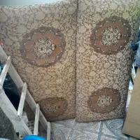 یک جفت پشتی سنتی مناسب برای آلاچیق کافه باغچه