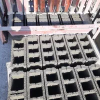 قالب بلوک ۱۵ در ۴۰ و ۲۰ در ۴۰|ماشین‌آلات صنعتی|شهریار, رضی آباد بالا|دیوار