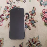 ایفون ۱۷ پرو za