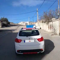 کویئک r سفید قرمز|خودرو سواری و وانت|اردبیل, |دیوار