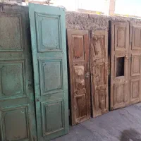 در چوبی عتیقه100 ساله برای بوم گرد