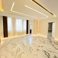 تلفیق-هنر-و-زیبایی-سندی-پارکینگ-آسانسور