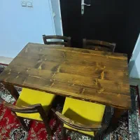 ۶ عدد میز نهار خوری سه نفره و چهار نفره با صندلی