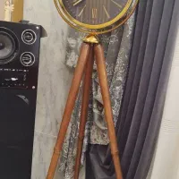 ساعت پایه مخروطی