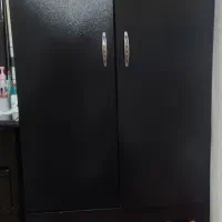 کمد ایستاده