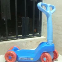 اسکوتر بچگانه