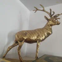 مجسمه برنزی
