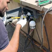 تاسیسات و برقکار