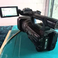 دوربین فیلمبرداری  Sony nx100
