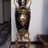 گلدان بزرگ