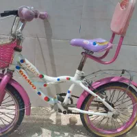 دوچرخه بچگانه|دوچرخه، اسکیت، اسکوتر|خمینی‌شهر, |دیوار