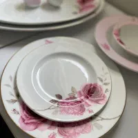 سرویس ۲۸ پارچه (۶ نفره) برند چینی زرین