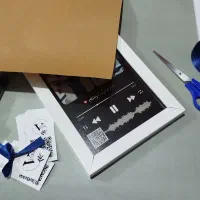 از عکسِ ساده،یک خاطره‌ی شنیدنی بساز