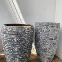 گلدان سفالی